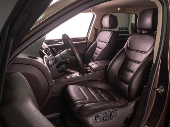 Volkswagen Touareg II с пробегом 2012 года, цена 2 099 000 рублей, 229972 км, внедорожник, Автокод Объявления