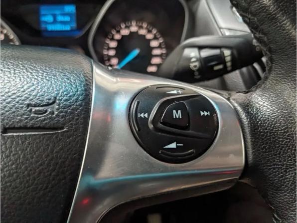 Ford Focus III с пробегом 2012 года, цена 830 000 рублей, 191800 км, хэтчбек, Автокод Объявления