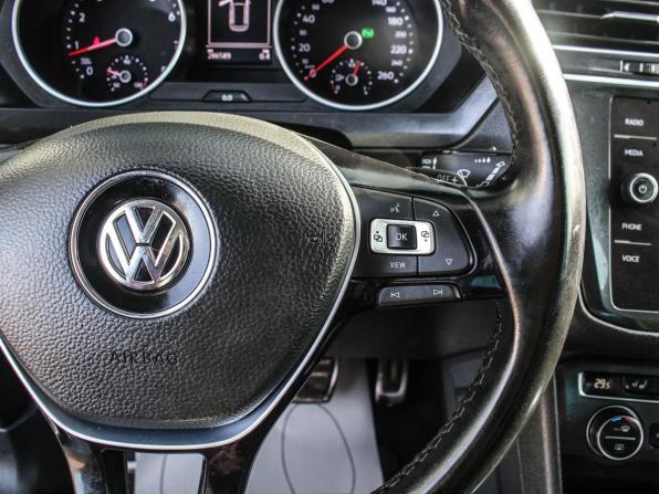Volkswagen Tiguan II с пробегом 2019 года, цена 1 683 600 рублей, 286600 км, внедорожник, Автокод Объявления
