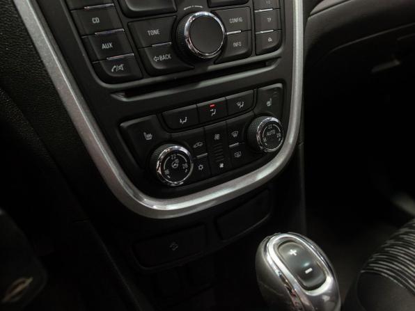 Opel Mokka I с пробегом 2013 года, цена 1 125 000 рублей, 145060 км, внедорожник, Автокод Объявления
