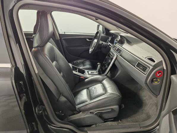 Volvo XC70 II с пробегом 2012 года, цена 1 449 000 рублей, 317621 км, универсал, Автокод Объявления