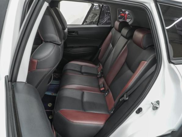 Toyota Corolla Cross I с пробегом 2023 года, цена 3 799 000 рублей, 30433 км, внедорожник, Автокод Объявления