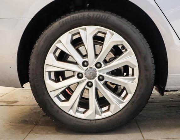 Audi A4 V (B9) Рестайлинг с пробегом 2020 года, цена 3 300 000 рублей, 42431 км, седан, Автокод Объявления