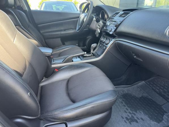 Mazda 6 II (GH) Рестайлинг с пробегом 2010 года, цена 830 000 рублей, 264292 км, седан, Автокод Объявления