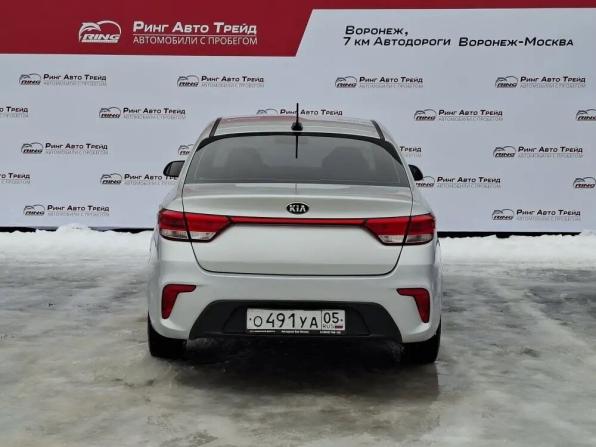 Kia Rio IV с пробегом 2020 года, цена 1 090 000 рублей, 186000 км, седан, Автокод Объявления