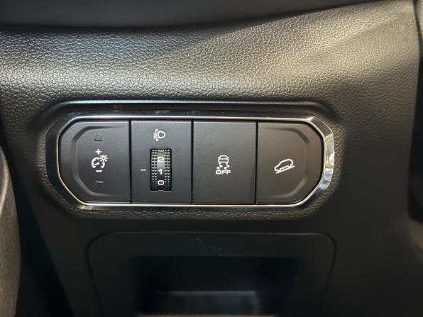 Haval Jolion I с пробегом 2023 года, цена 1 810 000 рублей, 89227 км, внедорожник, Автокод Объявления