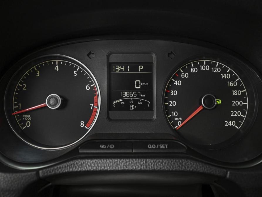 Volkswagen Polo V Рестайлинг Ставрополь  - изображение 21