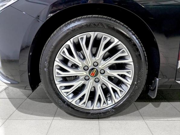 Hongqi H5 II с пробегом 2024 года, цена 3 175 000 рублей, 28347 км, седан, Автокод Объявления