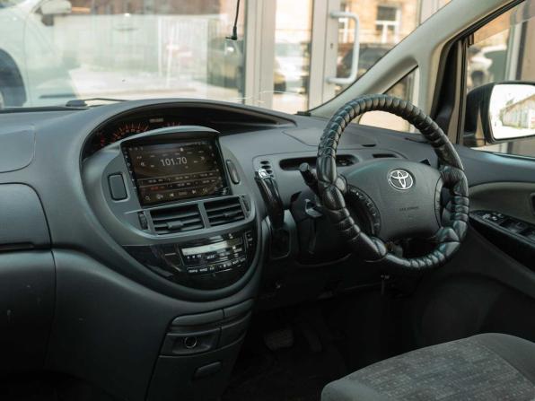 Toyota Estima II Рестайлинг с пробегом 2005 года, цена 1 200 000 рублей, 326549 км, минивэн, Автокод Объявления
