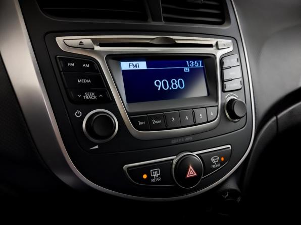 Hyundai Solaris I Рестайлинг с пробегом 2016 года, цена 1 255 000 рублей, 76207 км, седан, Автокод Объявления