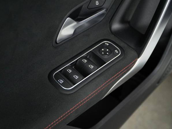 Mercedes-Benz A-Класс IV (W177) с пробегом 2018 года, цена 2 400 046 рублей, 63803 км, хэтчбек, Автокод Объявления