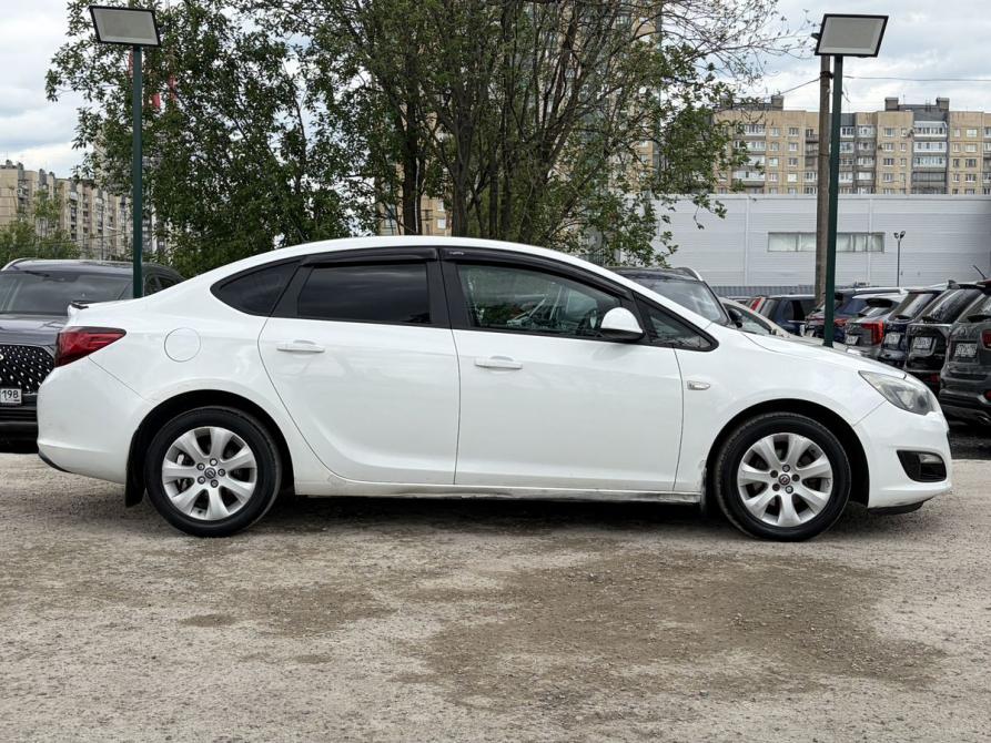 Opel Astra J Рестайлинг Санкт-Петербург  - изображение 4