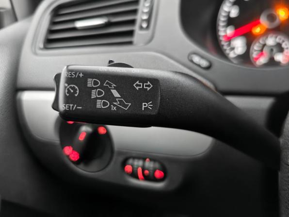 Volkswagen Jetta VI с пробегом 2012 года, цена 795 000 рублей, 231241 км, седан, Автокод Объявления