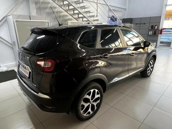 Renault Kaptur I с пробегом 2018 года, цена 1 540 000 рублей, 150300 км, внедорожник, Автокод Объявления