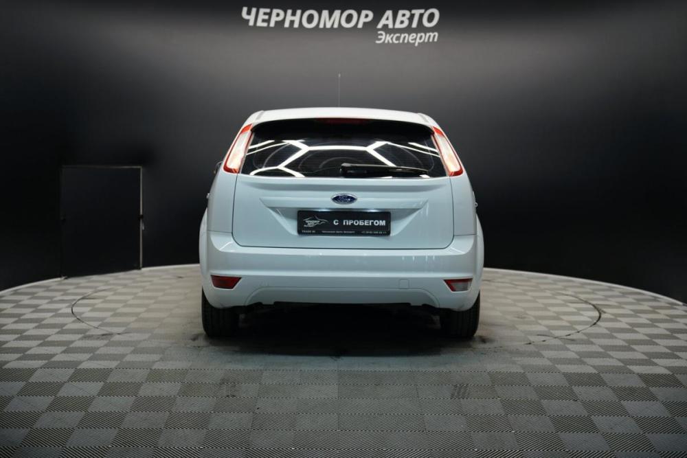 Ford Focus II Рестайлинг Крым  - изображение 4