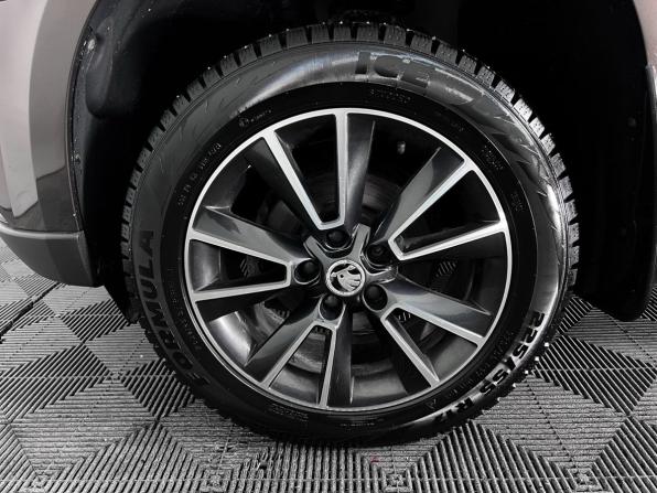 Skoda Yeti I Рестайлинг с пробегом 2016 года, цена 1 569 000 рублей, 66000 км, внедорожник, Автокод Объявления