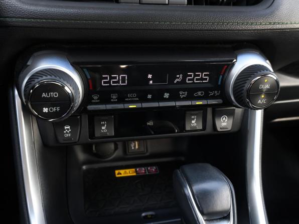 Toyota RAV4 V (XA50) с пробегом 2024 года, цена 3 849 000 рублей, 22032 км, внедорожник, Автокод Объявления