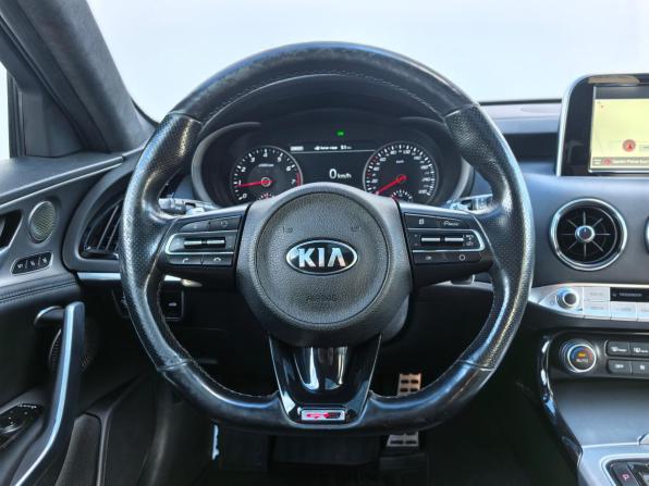 Kia Stinger I с пробегом 2018 года, цена 2 590 000 рублей, 92000 км, лифтбек, Автокод Объявления