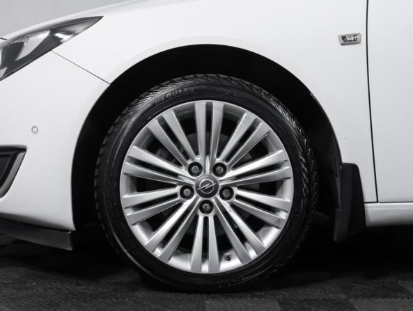 Opel Insignia I Рестайлинг с пробегом 2014 года, цена 1 290 000 рублей, 138343 км, седан, Автокод Объявления