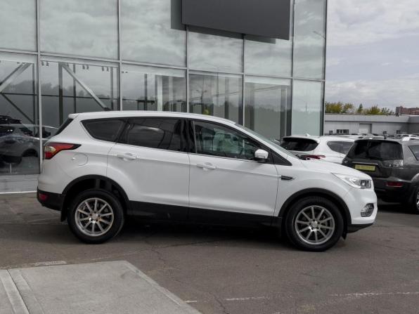Ford Kuga II Рестайлинг с пробегом 2018 года, цена 1 757 000 рублей, 96363 км, внедорожник, Автокод Объявления