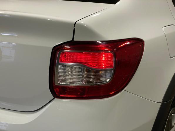 Renault Logan II Рестайлинг с пробегом 2022 года, цена 1 260 000 рублей, 34743 км, седан, Автокод Объявления
