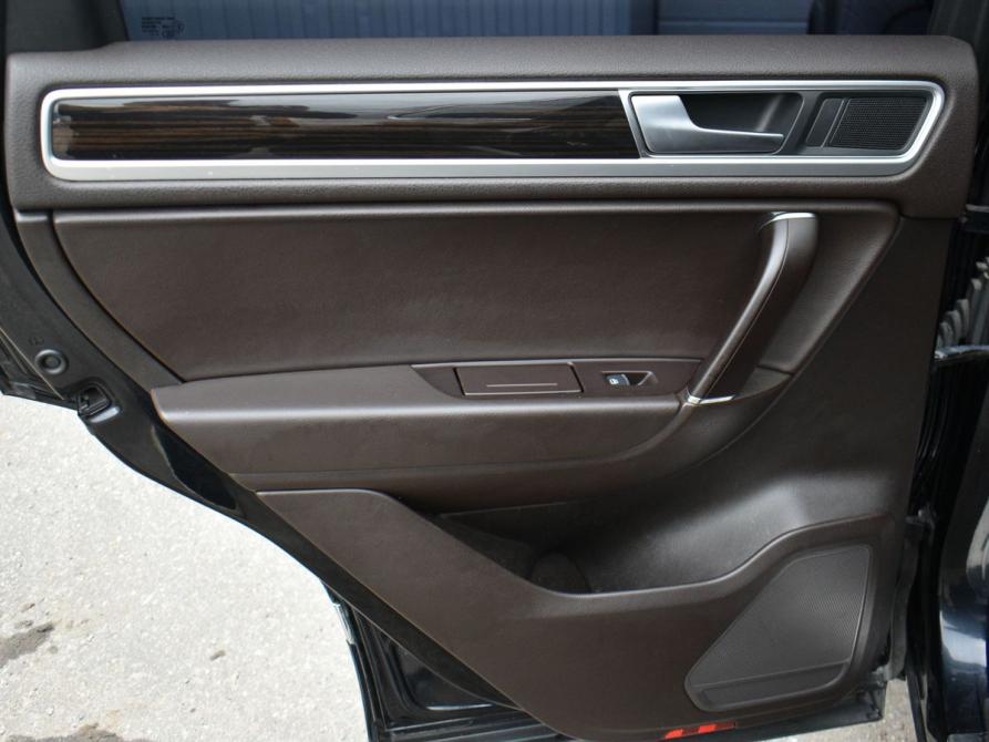 Volkswagen Touareg II Рестайлинг Мурманск  - изображение 19