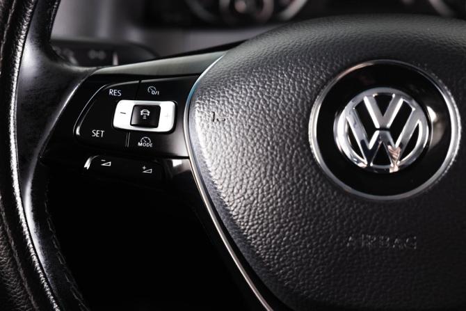 Volkswagen Tiguan I Рестайлинг с пробегом 2014 года, цена 1 639 000 рублей, 137500 км, внедорожник, Автокод Объявления