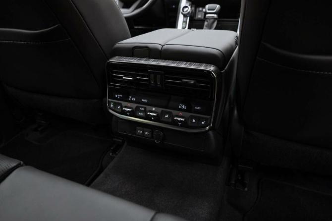 Новый Toyota Land Cruiser 300 Series 2026 года, цена 14 975 000 рублей, внедорожник, Автокод Объявления