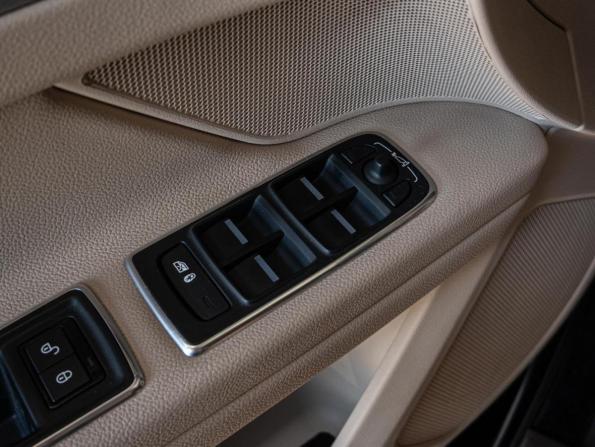 Jaguar XF II с пробегом 2016 года, цена 1 950 000 рублей, 219013 км, седан, Автокод Объявления