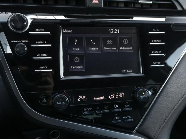 Toyota Camry VIII (XV70) с пробегом 2018 года, цена 2 349 000 рублей, 185988 км, седан, Автокод Объявления