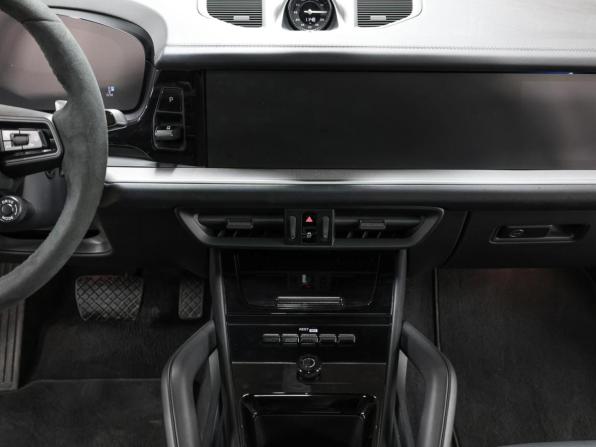 Porsche Cayenne III Рестайлинг с пробегом 2024 года, цена 14 898 000 рублей, 34331 км, внедорожник, Автокод Объявления