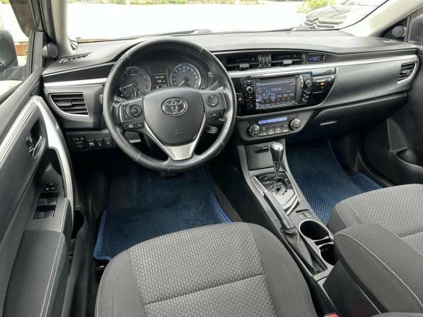 Toyota Corolla XI (E160 E170 E180) с пробегом 2013 года, цена 1 299 000 рублей, 90000 км, седан, Автокод Объявления