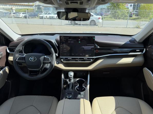 Toyota Highlander IV (XU70) с пробегом 2026 года, цена 5 550 000 рублей, 25 км, внедорожник, Автокод Объявления