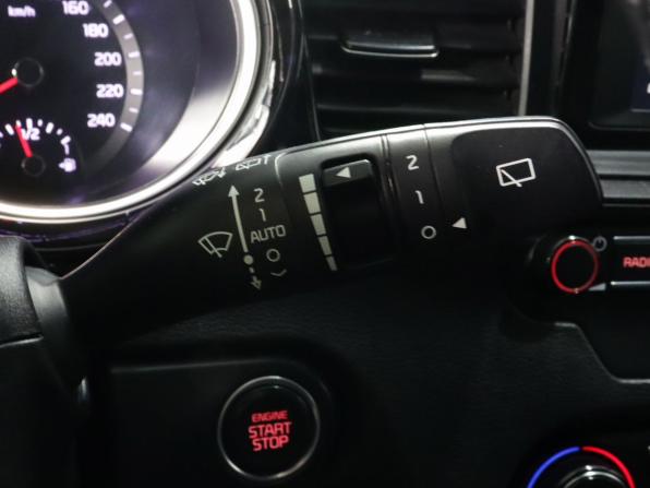 Kia Ceed III с пробегом 2019 года, цена 1 630 000 рублей, 134000 км, хэтчбек, Автокод Объявления