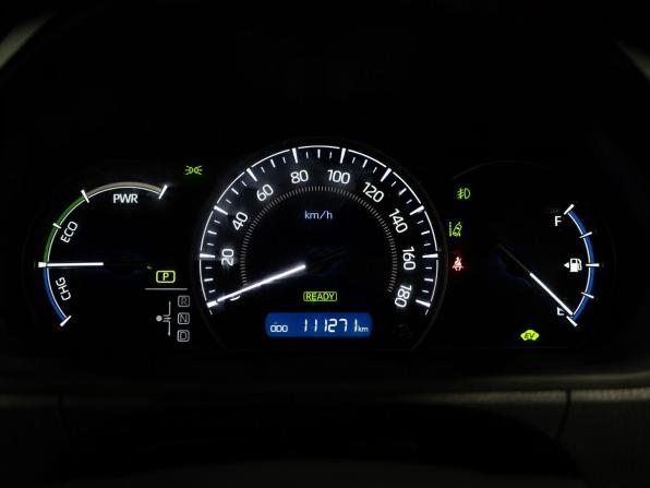 Toyota Esquire I Рестайлинг с пробегом 2019 года, цена 2 650 000 рублей, 111275 км, минивэн, Автокод Объявления
