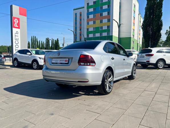 Volkswagen Polo V Рестайлинг с пробегом 2019 года, цена 1 195 300 рублей, 122096 км, седан, Автокод Объявления