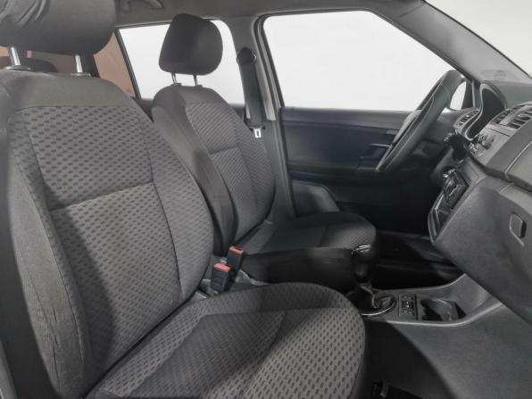 Skoda Fabia II Рестайлинг с пробегом 2012 года, цена 439 000 рублей, 141728 км, хэтчбек, Автокод Объявления