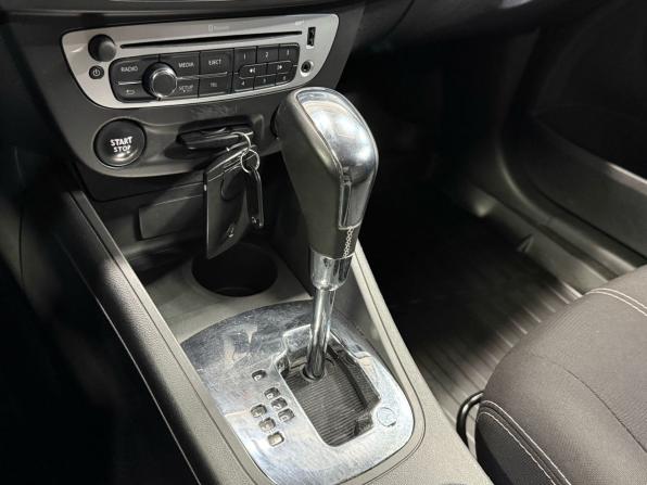 Renault Fluence I Рестайлинг с пробегом 2016 года, цена 720 000 рублей, 180136 км, седан, Автокод Объявления