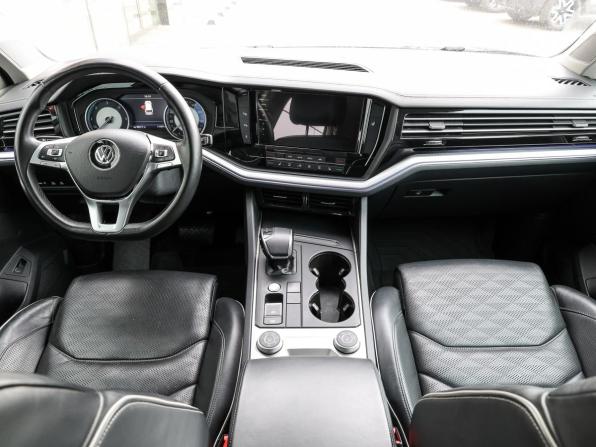 Volkswagen Touareg III с пробегом 2018 года, цена 4 798 000 рублей, 119000 км, внедорожник, Автокод Объявления