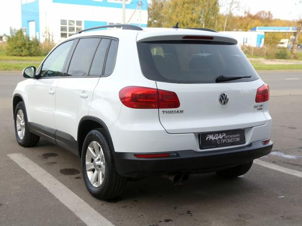 Volkswagen Tiguan I Рестайлинг с пробегом 2013 года, цена 1 499 000 рублей, 160000 км, внедорожник, Автокод Объявления