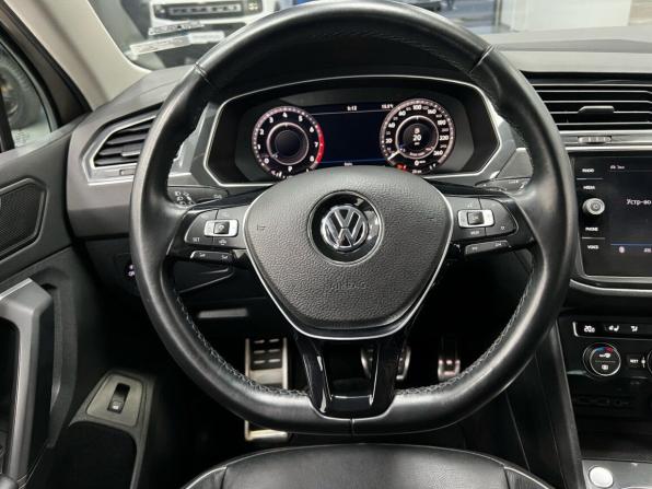 Volkswagen Tiguan II с пробегом 2018 года, цена 2 850 000 рублей, 63418 км, внедорожник, Автокод Объявления