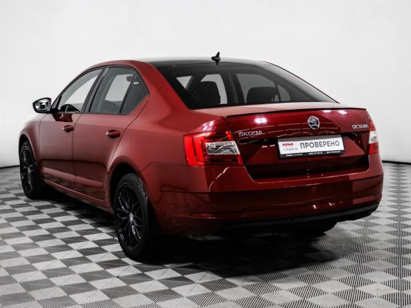 Skoda Octavia III (A7) Рестайлинг с пробегом 2017 года, цена 1 739 000 рублей, 124551 км, лифтбек, Автокод Объявления