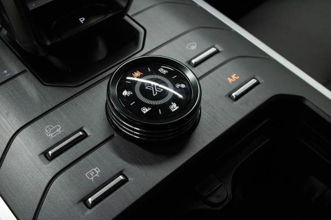 JETOUR T2 с пробегом 2024 года, цена 3 500 000 рублей, 15271 км, внедорожник, Автокод Объявления