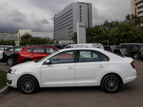 Skoda Rapid I Рестайлинг с пробегом 2018 года, цена 993 000 рублей, 179796 км, лифтбек, Автокод Объявления