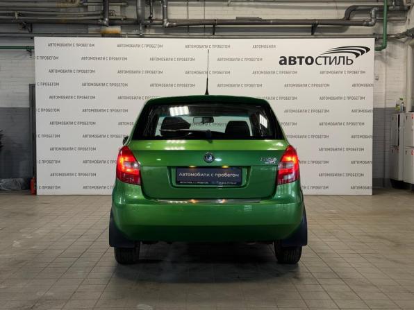 Skoda Fabia II Рестайлинг с пробегом 2010 года, цена 699 000 рублей, 136000 км, хэтчбек, Автокод Объявления
