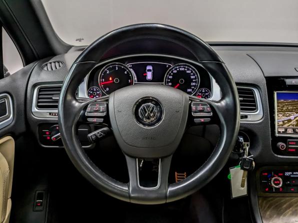 Volkswagen Touareg II с пробегом 2012 года, цена 3 200 000 рублей, 135005 км, внедорожник, Автокод Объявления