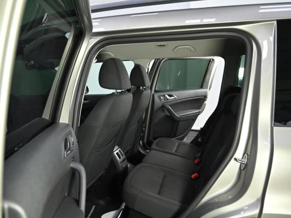 Skoda Yeti I с пробегом 2013 года, цена 899 000 рублей, 178000 км, внедорожник, Автокод Объявления