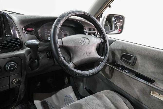 Toyota Noah IV (R90) с пробегом 1999 года, цена 759 000 рублей, 469000 км, минивэн, Автокод Объявления