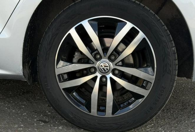 Volkswagen Jetta VI с пробегом 2014 года, цена 735 000 рублей, 271836 км, седан, Автокод Объявления