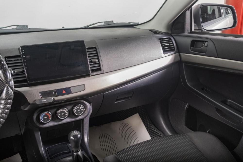 Mitsubishi Lancer X Рестайлинг Томск  - изображение 13